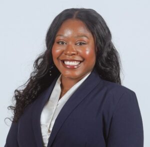 Loretta Ngoe headshot